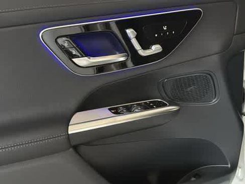 Certified 2026 Mercedes-Benz GLC 43 AMG 4MATIC image 17