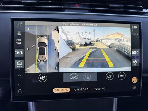 Used 2025 Land Rover Range Rover Long Wheelbase SE image 44