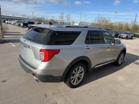 Used 2023 Ford Explorer Limited image 18