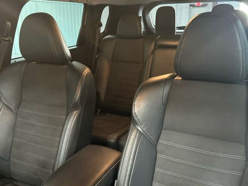 Used 2023 Mitsubishi Outlander SE image 29