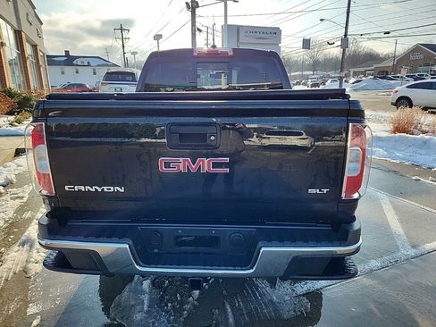 Used 2017 GMC Canyon SLT w/ Driver Alert Package image 12