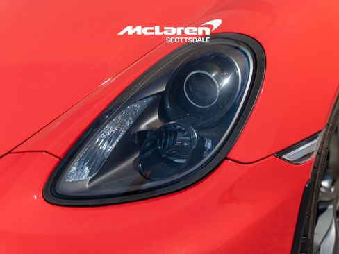 Used 2016 Porsche Cayman GT4 RWD image 21