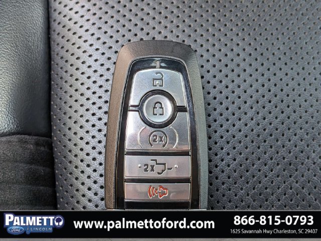 Used 2023 Ford F150 Raptor w/ Raptor 37 Performance Package AWD/4WD image 30