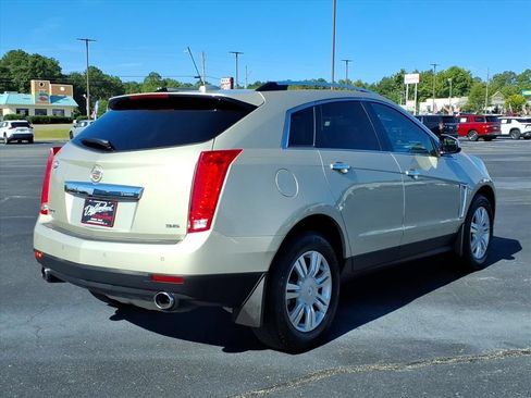 Used 2015 Cadillac SRX Luxury w/ Driver Awareness Package FWD image 19