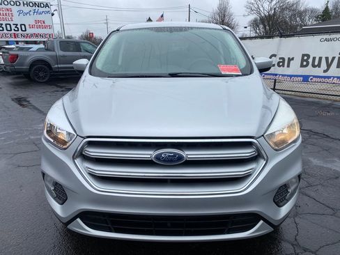 Used 2017 Ford Escape SE image 8