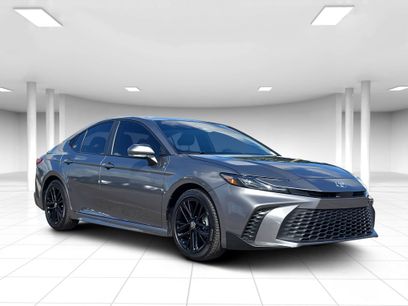 Used 2025 Toyota Camry SE w/ Convenience Package