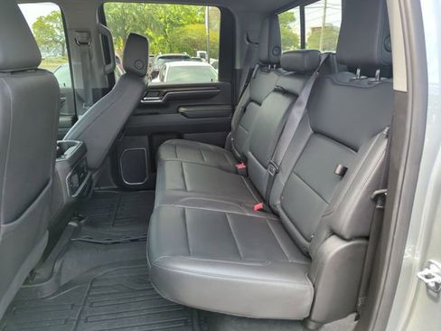 Used 2024 GMC Sierra 3500 SLT w/ SLT Premium Package AWD/4WD image 28