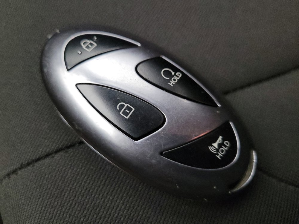 Used 2025 Hyundai Elantra Sport FWD image 32