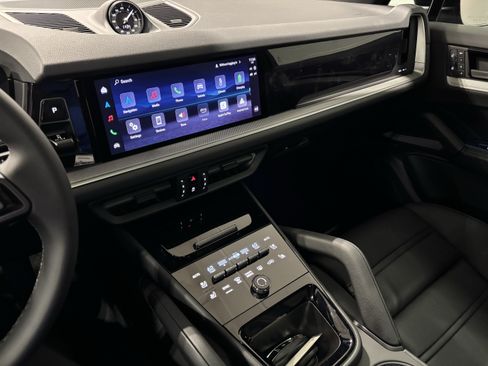 New 2026 Porsche Cayenne E-Hybrid Coupe AWD/4WD image 20