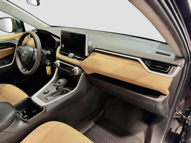 Certified 2023 Toyota RAV4 LE AWD/4WD image 24