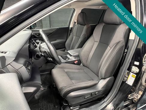 Used 2021 Subaru Outback Premium image 3