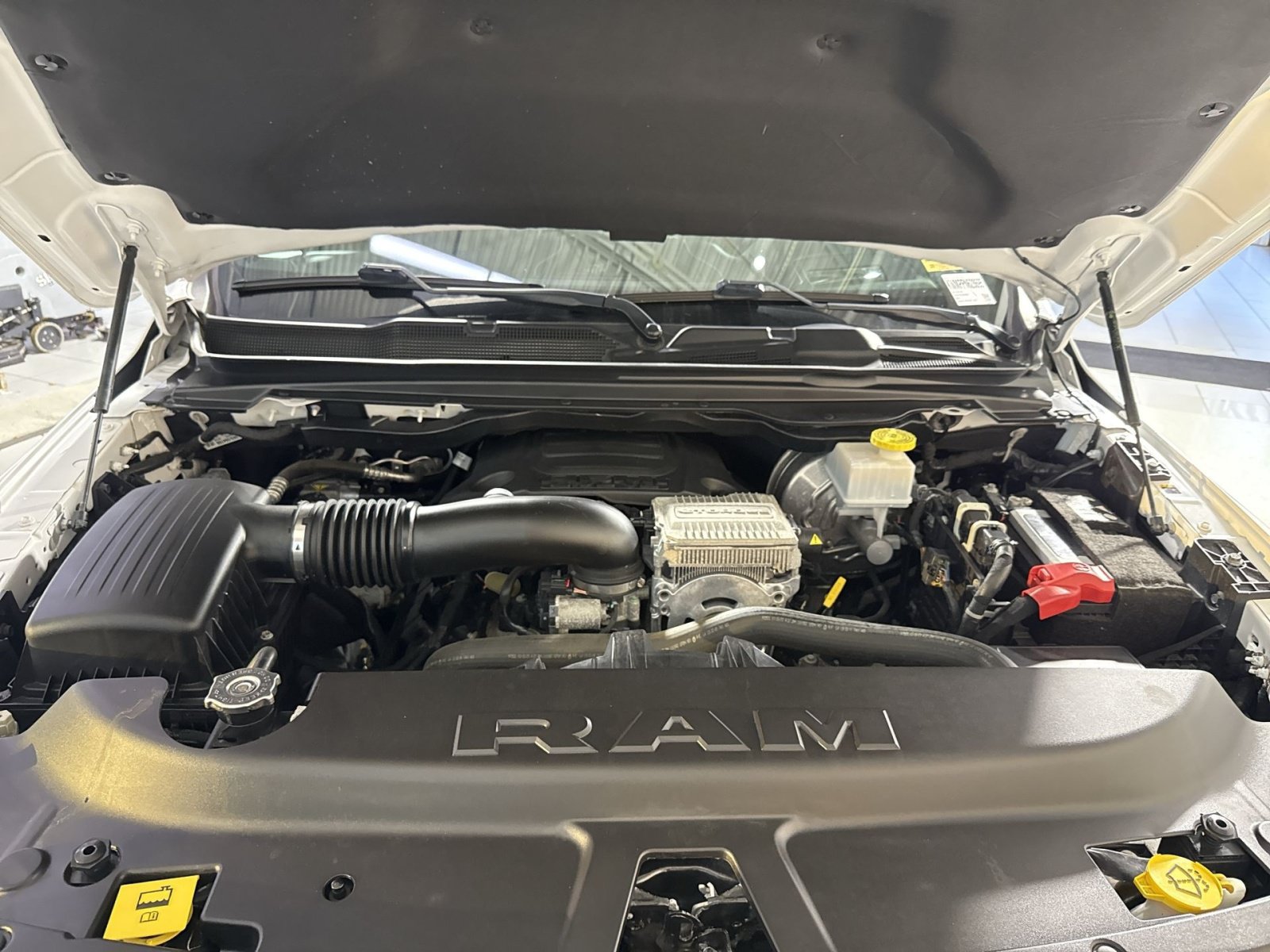 Used 2023 RAM 1500 Limited AWD/4WD image 30
