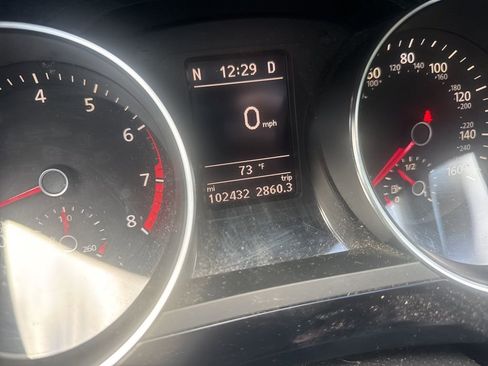 Used 2017 Volkswagen Jetta SEL image 31