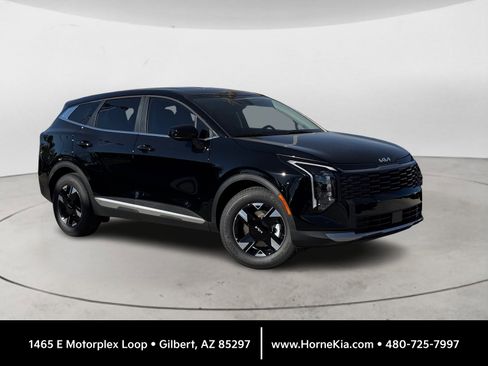 New 2026 Kia Sportage LX image 1