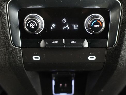 Used 2023 Chevrolet Tahoe LS RWD image 23