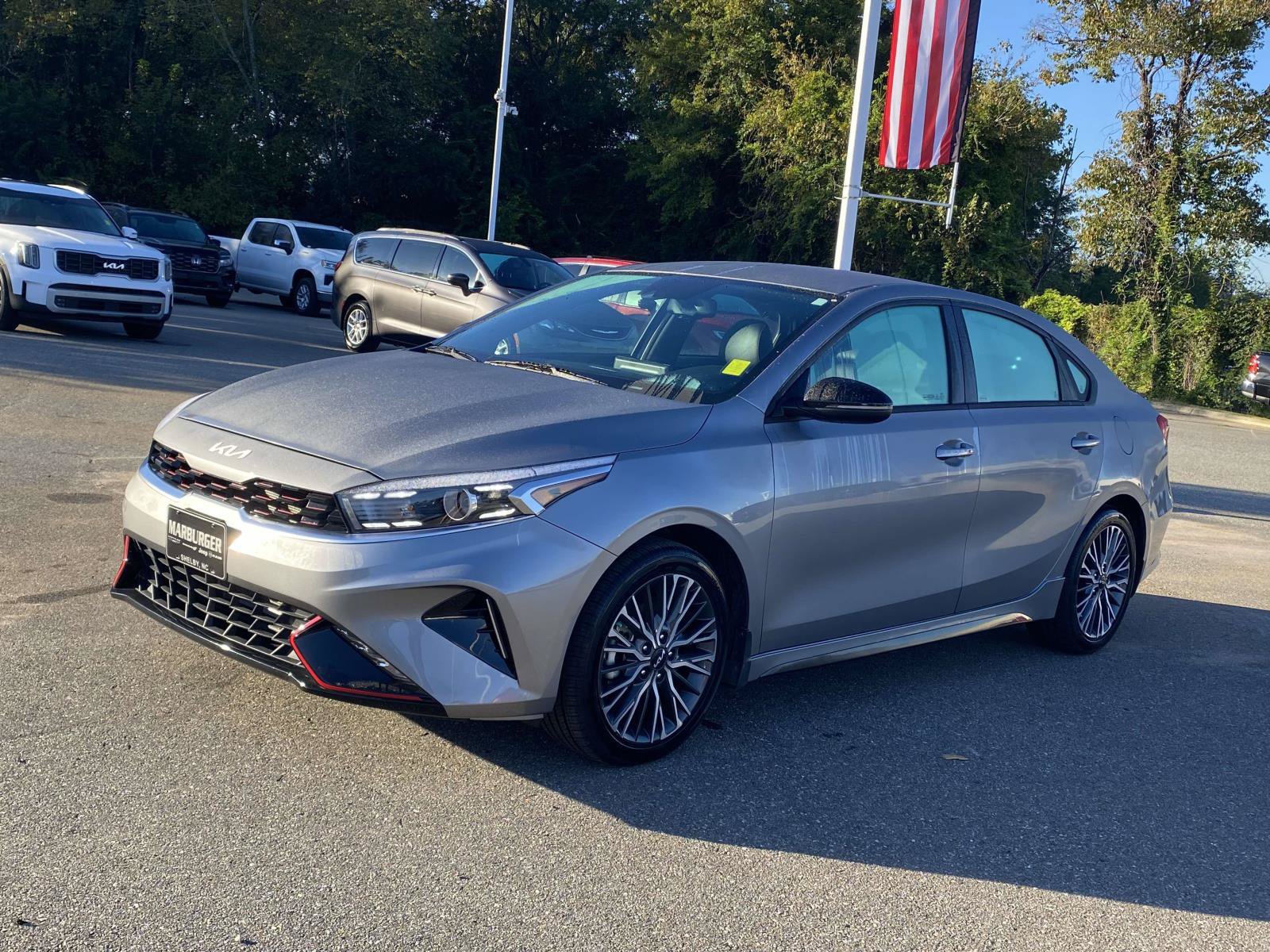 Used 2023 Kia Forte GT-Line FWD image 3