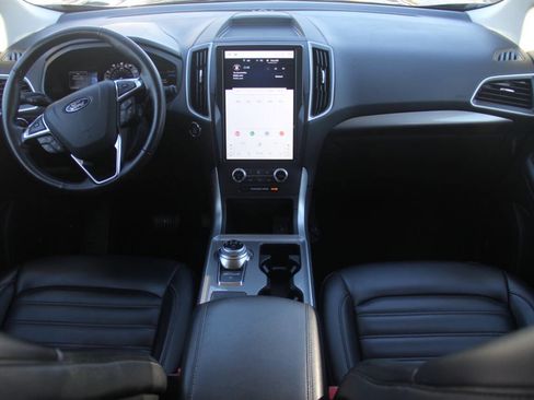 Certified 2024 Ford Edge SEL AWD/4WD image 15