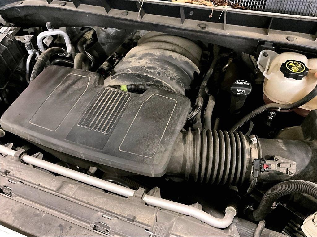 Used 2019 Chevrolet Silverado 1500 High Country AWD/4WD image 36
