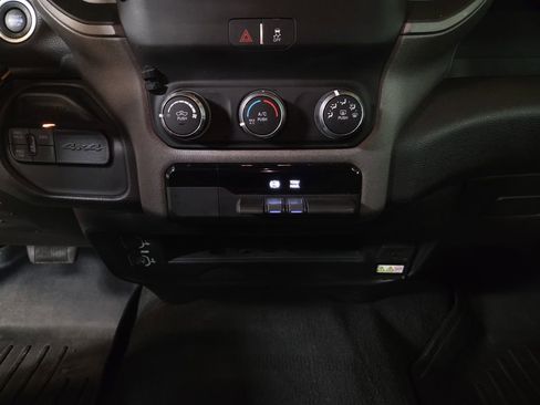 Used 2022 RAM 2500 Tradesman image 23