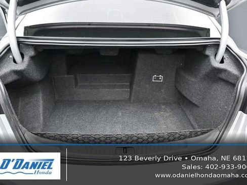 Used 2013 Chevrolet Malibu Eco w/ Navigation Package FWD image 36