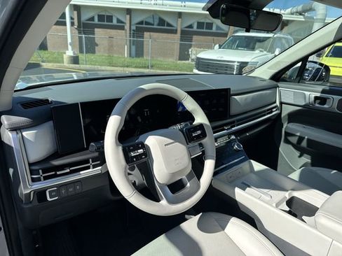 Used 2026 Hyundai Santa Fe SEL image 20