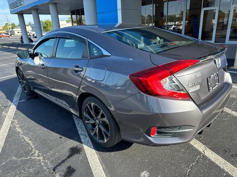 Used 2021 Honda Civic Sport image 4
