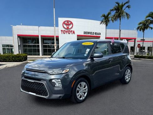 Used 2020 Kia Soul LX FWD image 3