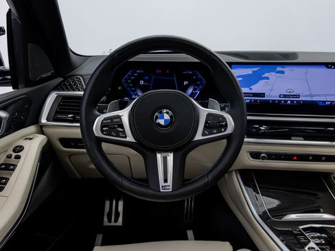 Used 2026 BMW X5 M60i AWD/4WD image 45