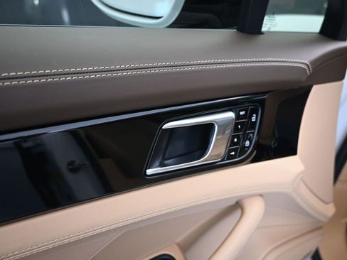 Certified 2020 Porsche Panamera 4S AWD/4WD image 11