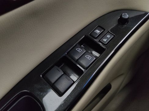 Used 2016 INFINITI QX50 AWD w/ Premium Plus Package image 27