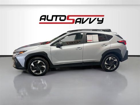 Used 2024 Subaru Crosstrek 2.5i Limited w/ Crosstrek Mirror Package image 4