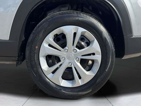 Used 2025 Chevrolet Trax LS w/ Driver Confidence Package FWD image 57