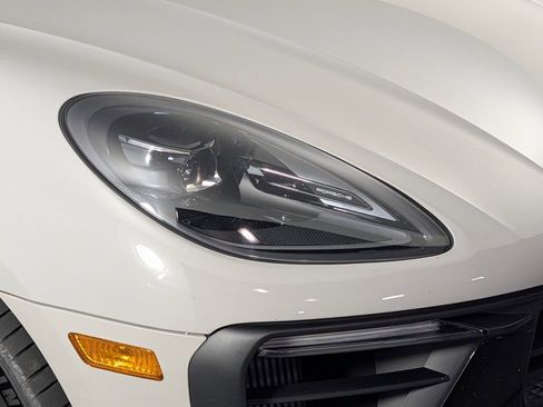 Used 2024 Porsche Macan GTS image 15