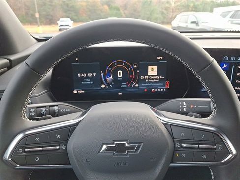 New 2026 Chevrolet Traverse LT image 15