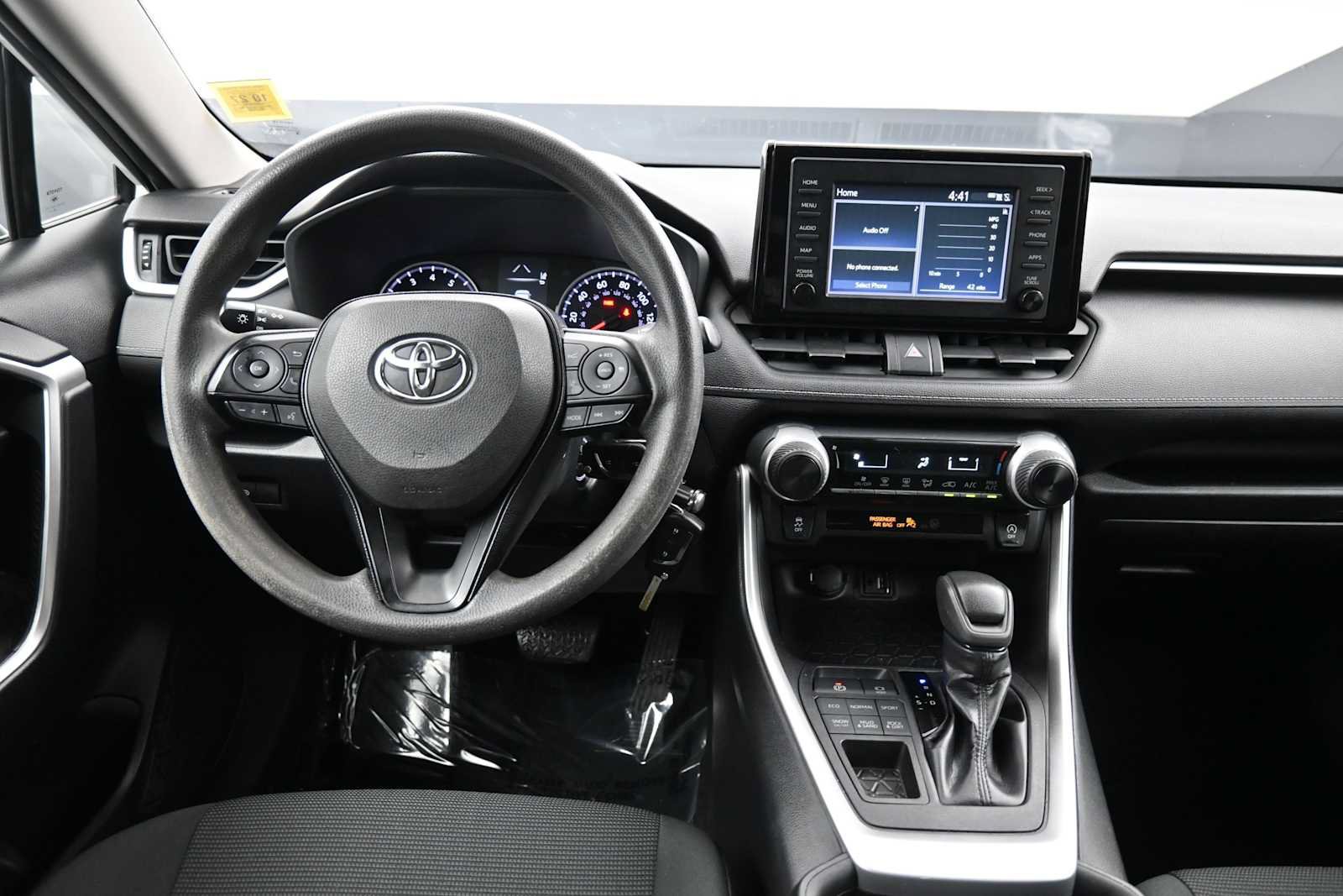 Used 2019 Toyota RAV4 LE w/ All Weather Liner Package AWD/4WD image 19