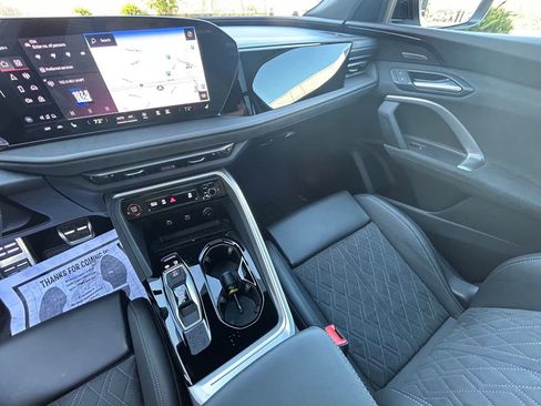 Used 2025 Audi SQ5 Premium Plus w/ Premium Plus Package image 14