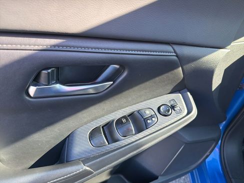 Used 2023 Nissan Sentra SV image 12