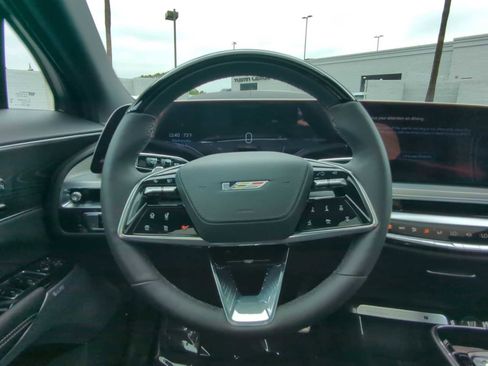 New 2026 Cadillac Lyriq V image 14