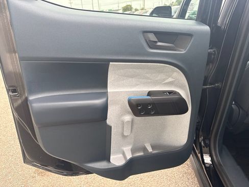 Used 2025 Ford Maverick XLT FWD image 12