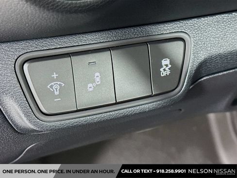Used 2024 Kia Forte GT-Line w/ GT-Line Premium Package FWD image 10