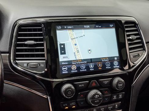 Used 2020 Jeep Grand Cherokee Limited w/ Luxury Group II AWD/4WD image 22