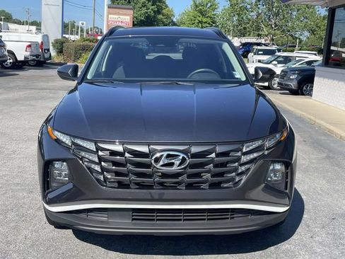 Used 2024 Hyundai Tucson SEL FWD image 2