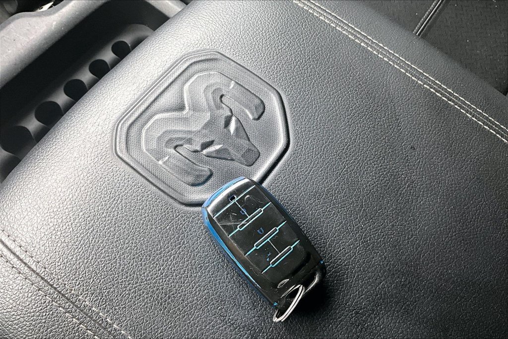Used 2022 RAM 2500 Laramie AWD/4WD image 34