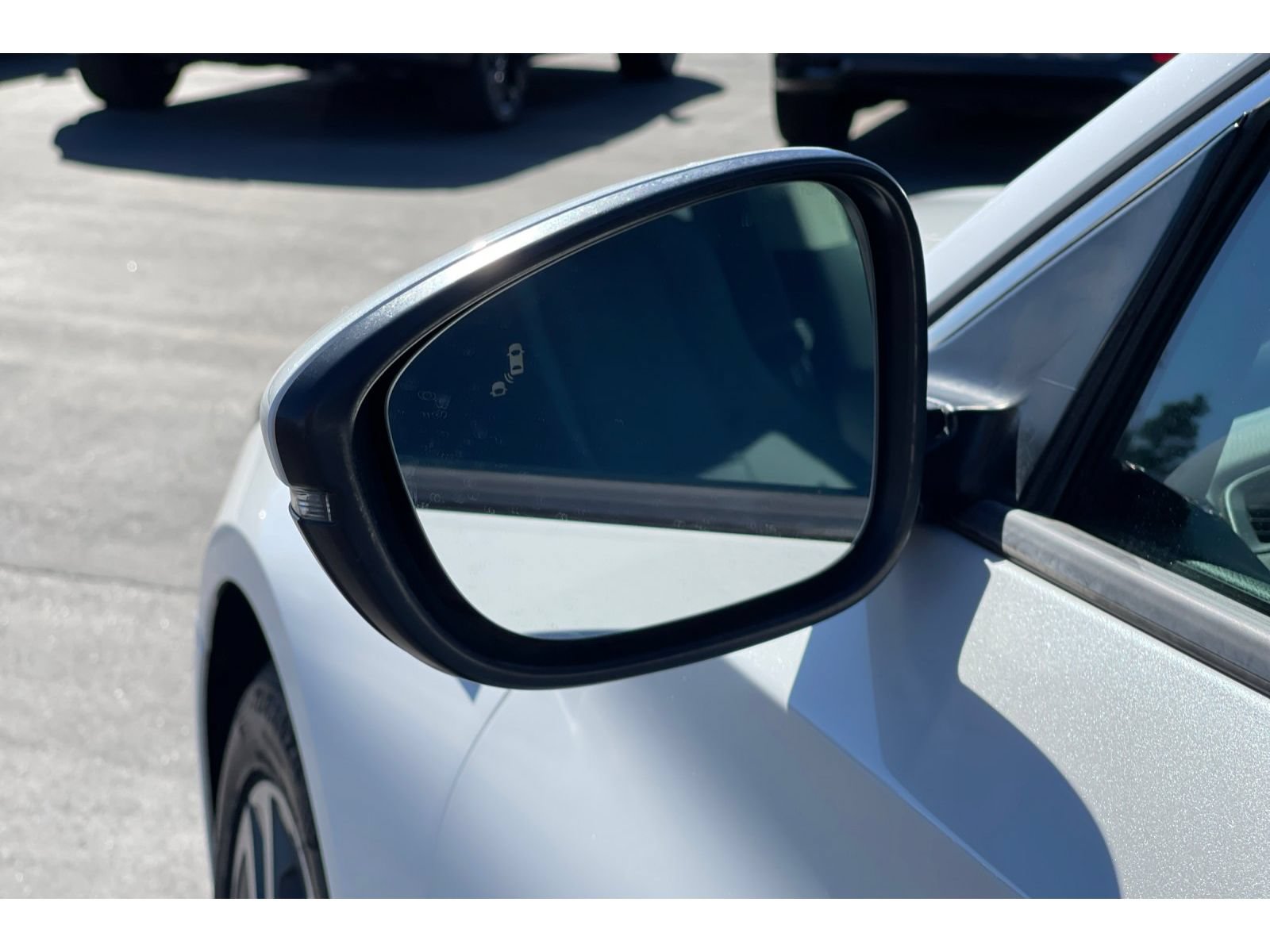 Used 2020 Honda Accord Touring image 11