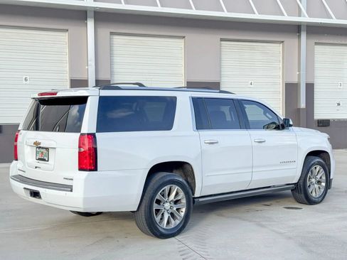 Used 2020 Chevrolet Suburban Premier w/ Max Trailering Package AWD/4WD image 3