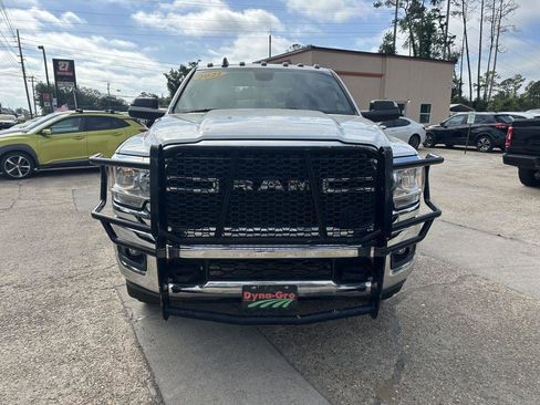 Used 2021 RAM 2500 Big Horn w/ Level 1 Equipment Group AWD/4WD image 2