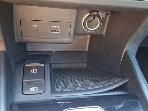 Used 2023 Nissan Kicks SV FWD image 23