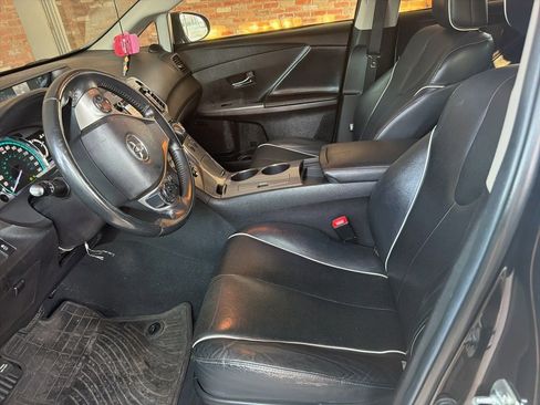 Used 2014 Toyota Venza XLE w/ XLE Premium Package AWD/4WD image 9