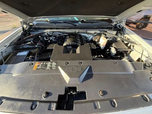 Used 2018 Chevrolet Silverado 1500 Custom w/ Trailering Package image 22