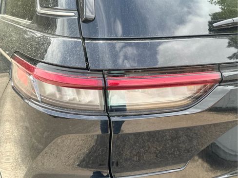 New 2025 Jeep Grand Cherokee Limited w/ Luxury Tech Group II image 21